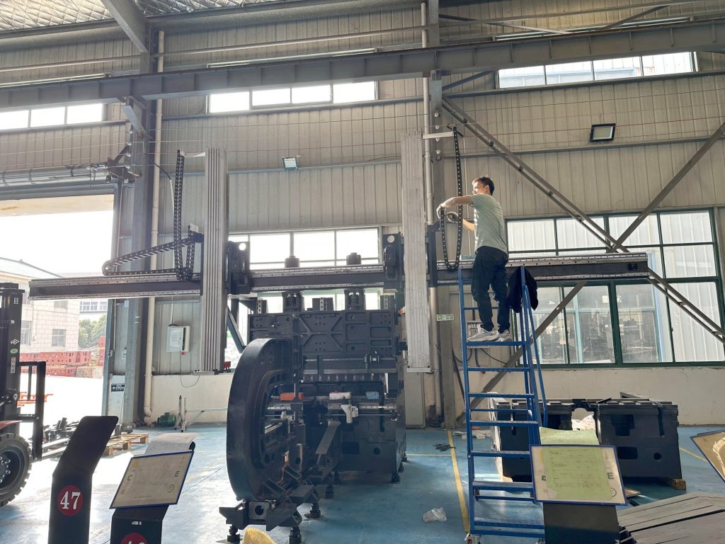 fully automatic paenl bender