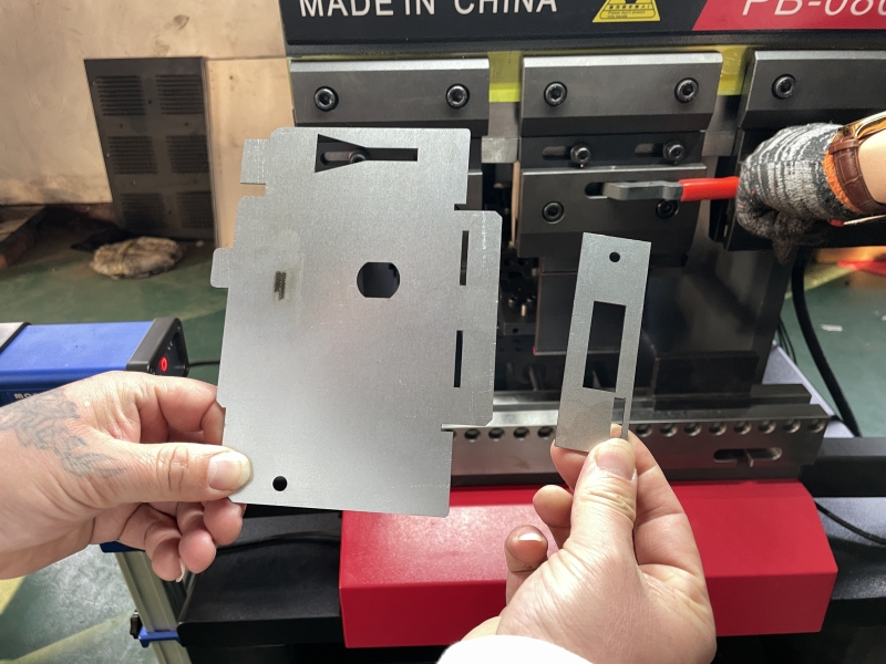 electric bending machine