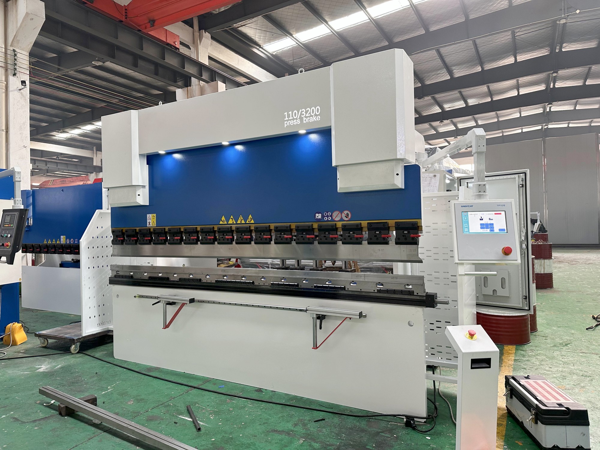 cnc hydraulic bending machine