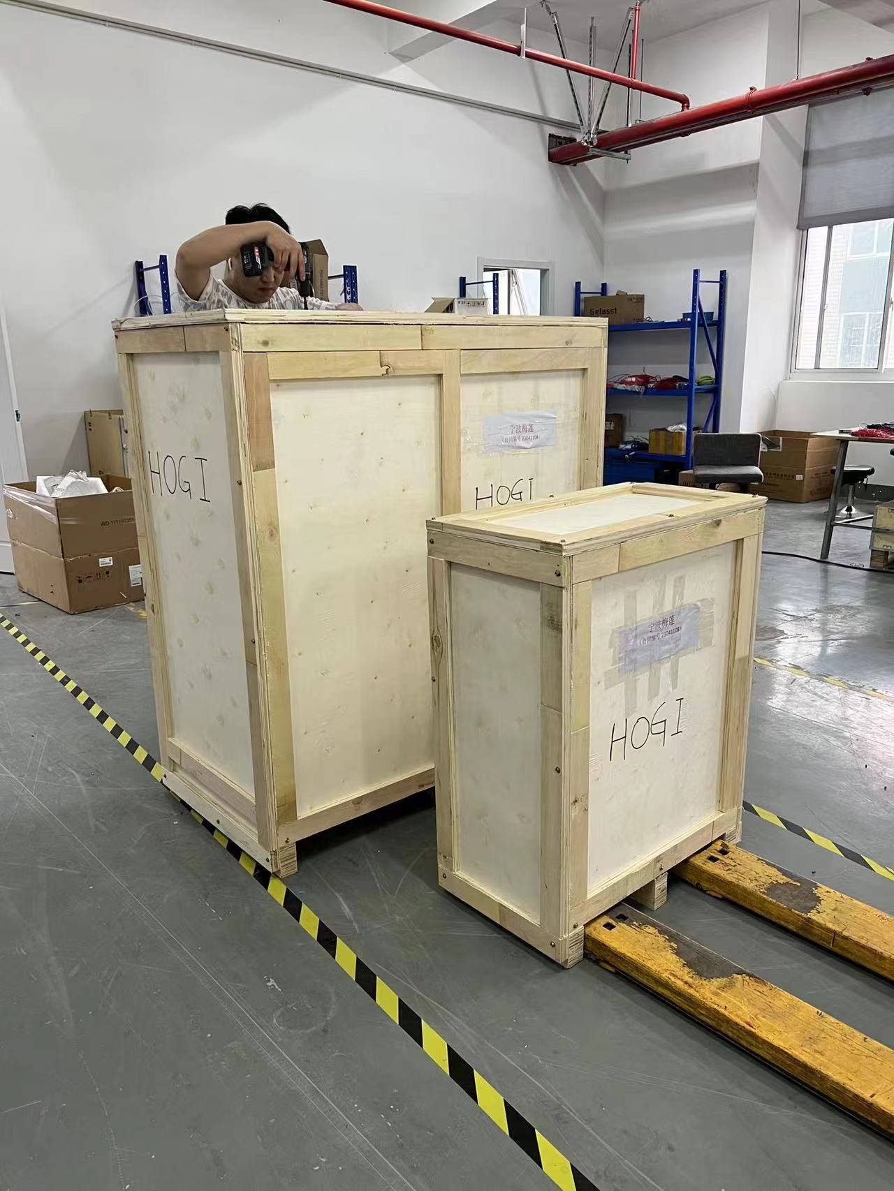 laser welding machine hogi machine loading