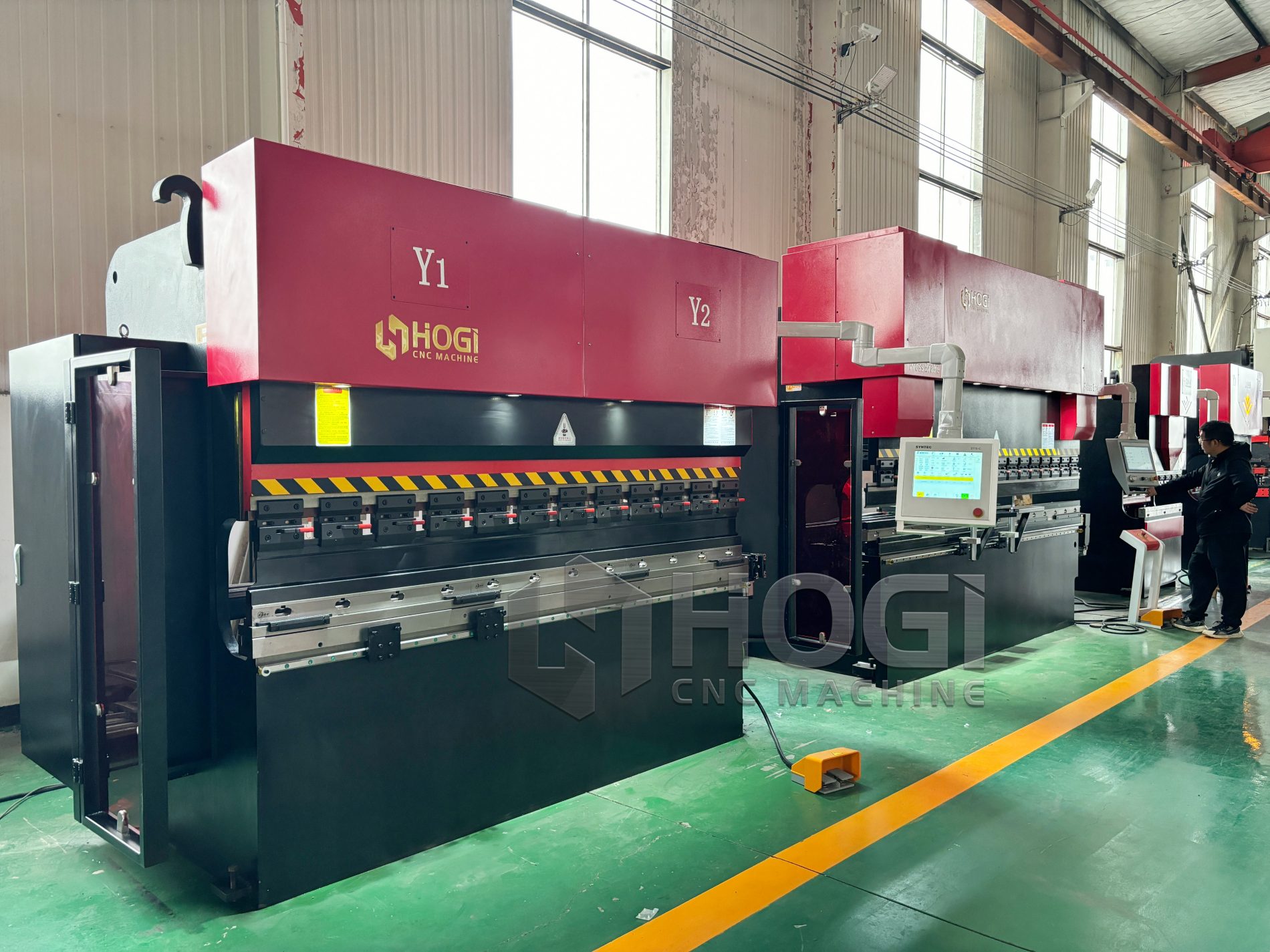 BENDING MACHINE