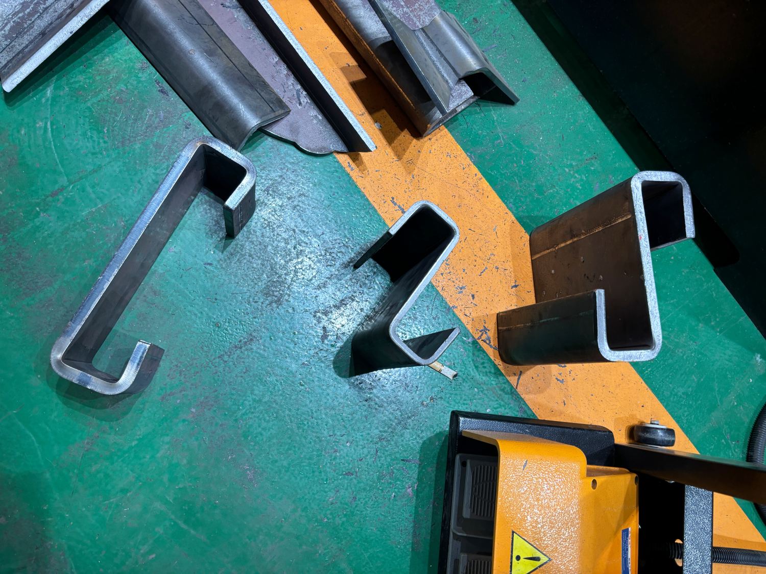 Metal Steel Bending